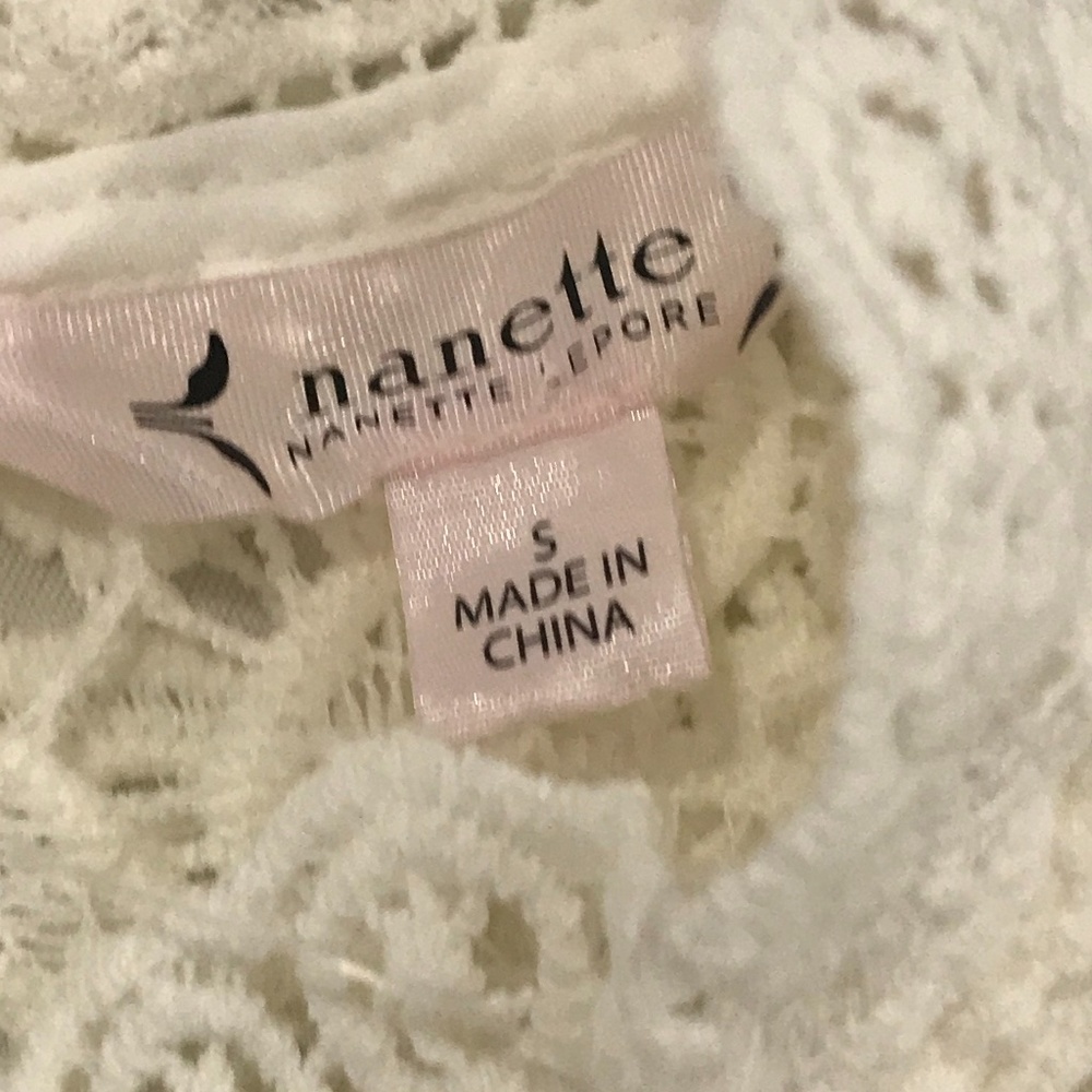 Nanette LePore Floral Lace Top $12  Brand New - Picture 7 of 9